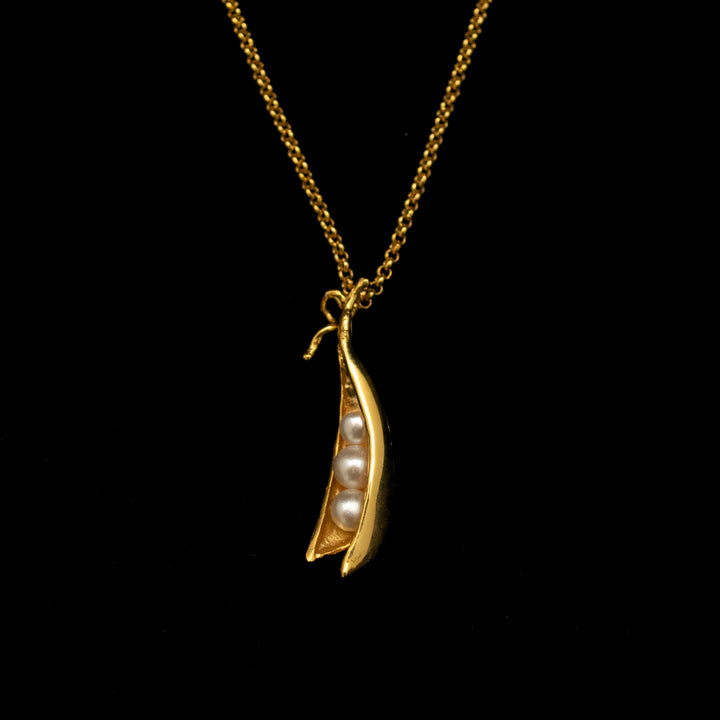 Fine Pea Pod 3 Pearls Pendant